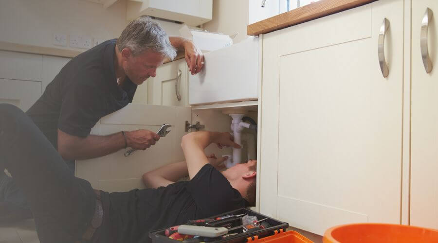 Professional burst pipe repair services in Allerton, IA